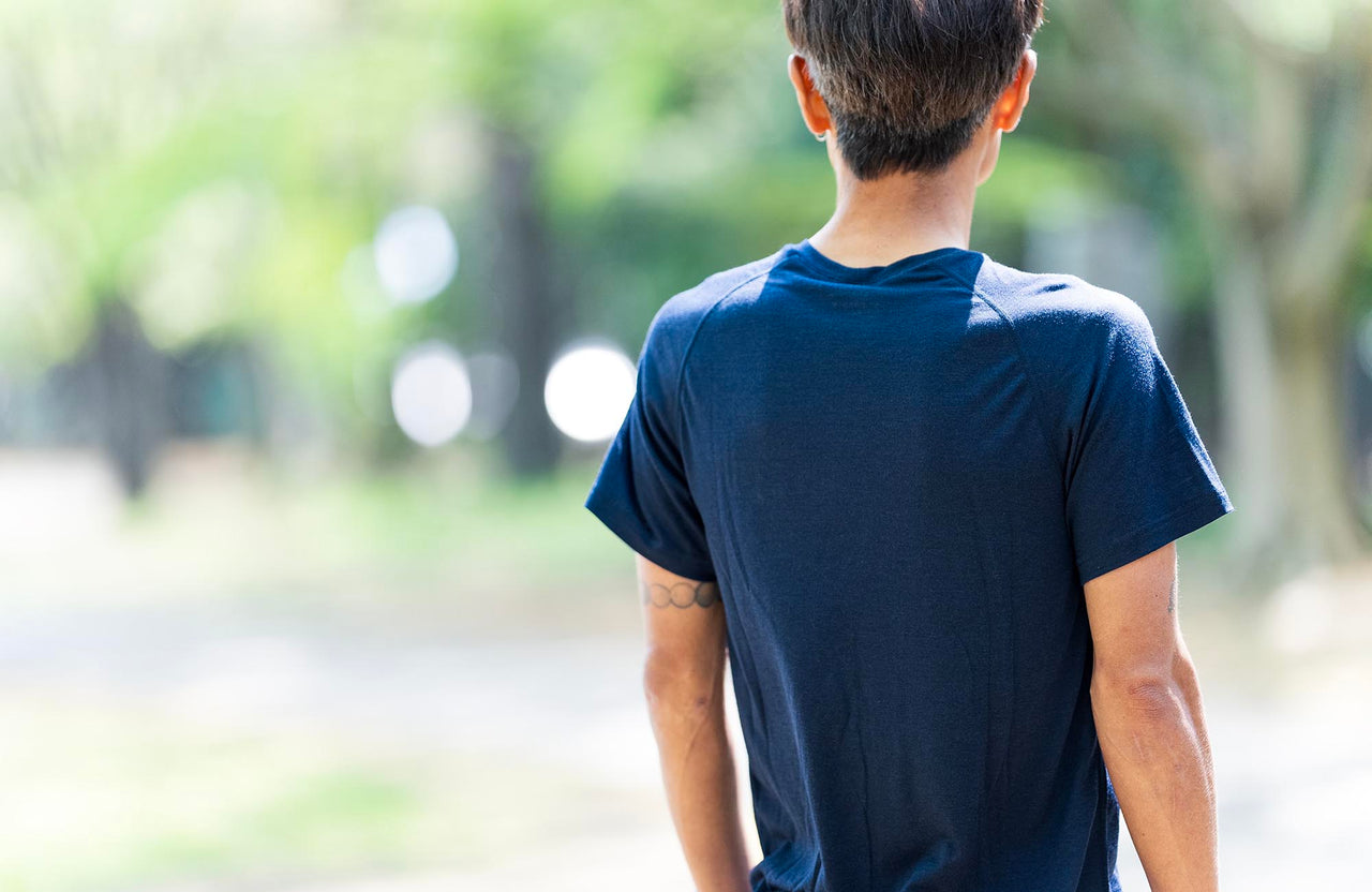 長時間着続けても汗をかいても臭わない!夏の防臭対策にウールTシャツがおすすめ!