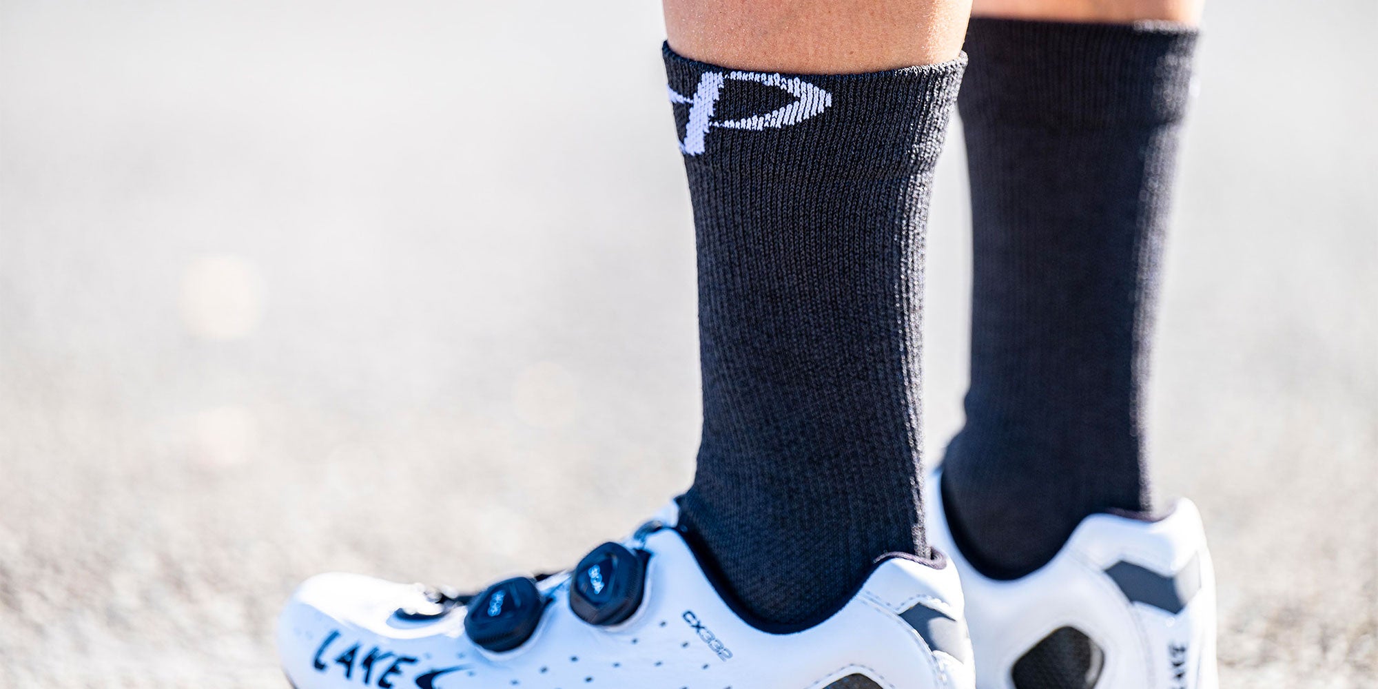 【新色】「WILD PAPER」初のBIKE専用モデルに新色"チャコール"が登場!