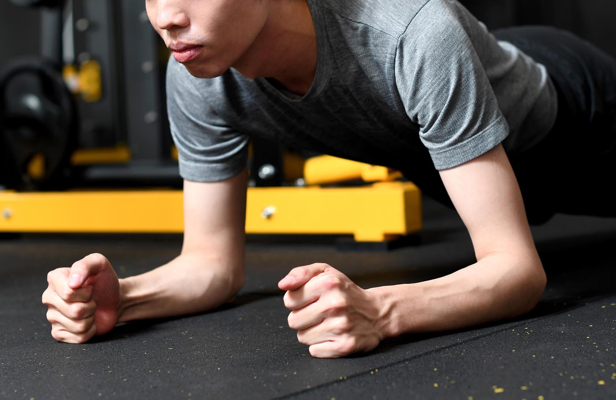 プランクでは痩せない!?それでもおすすめする理由とは。