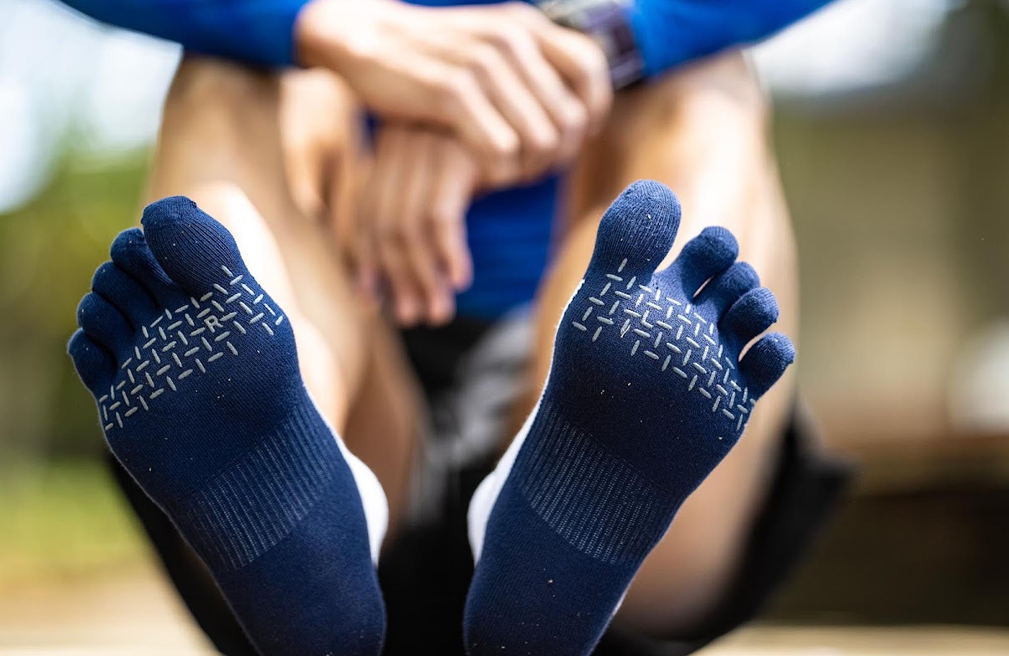 滑り止めは必要？グリップランニングソックスの機能と選び方 | R×L