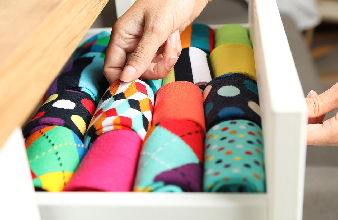超簡単!靴下のきれいなたたみ方&おすすめの収納方法を解説