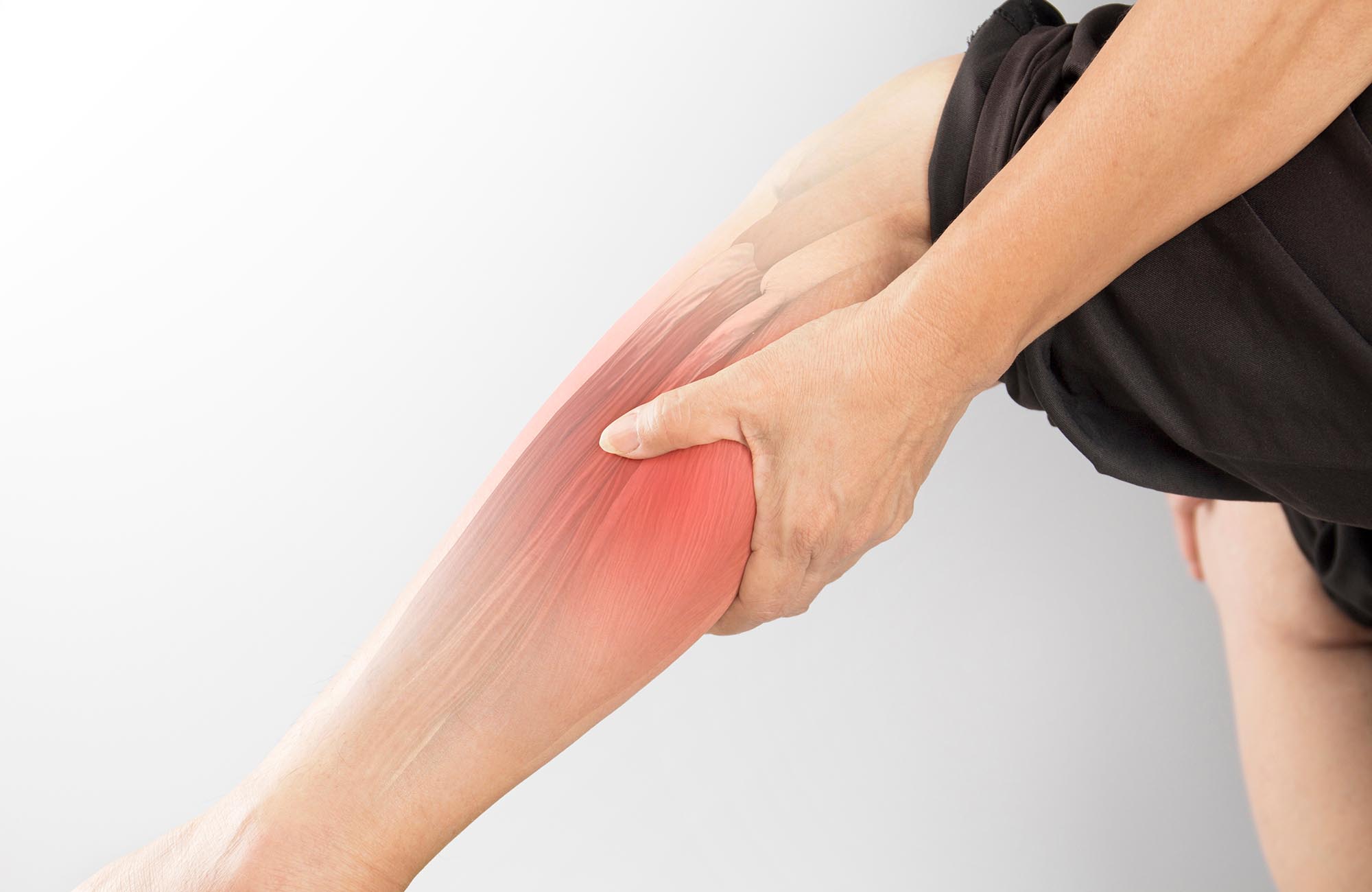 サッカーのプレー中に、ふくらはぎを攣ったことありませんか?