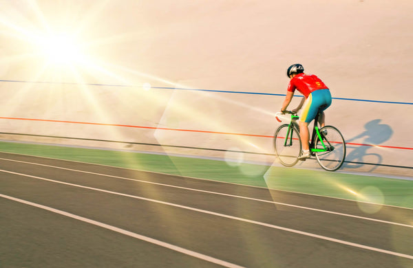 自転車で日焼けしない!紫外線を通さない効果的対策とおすすめグッズ
