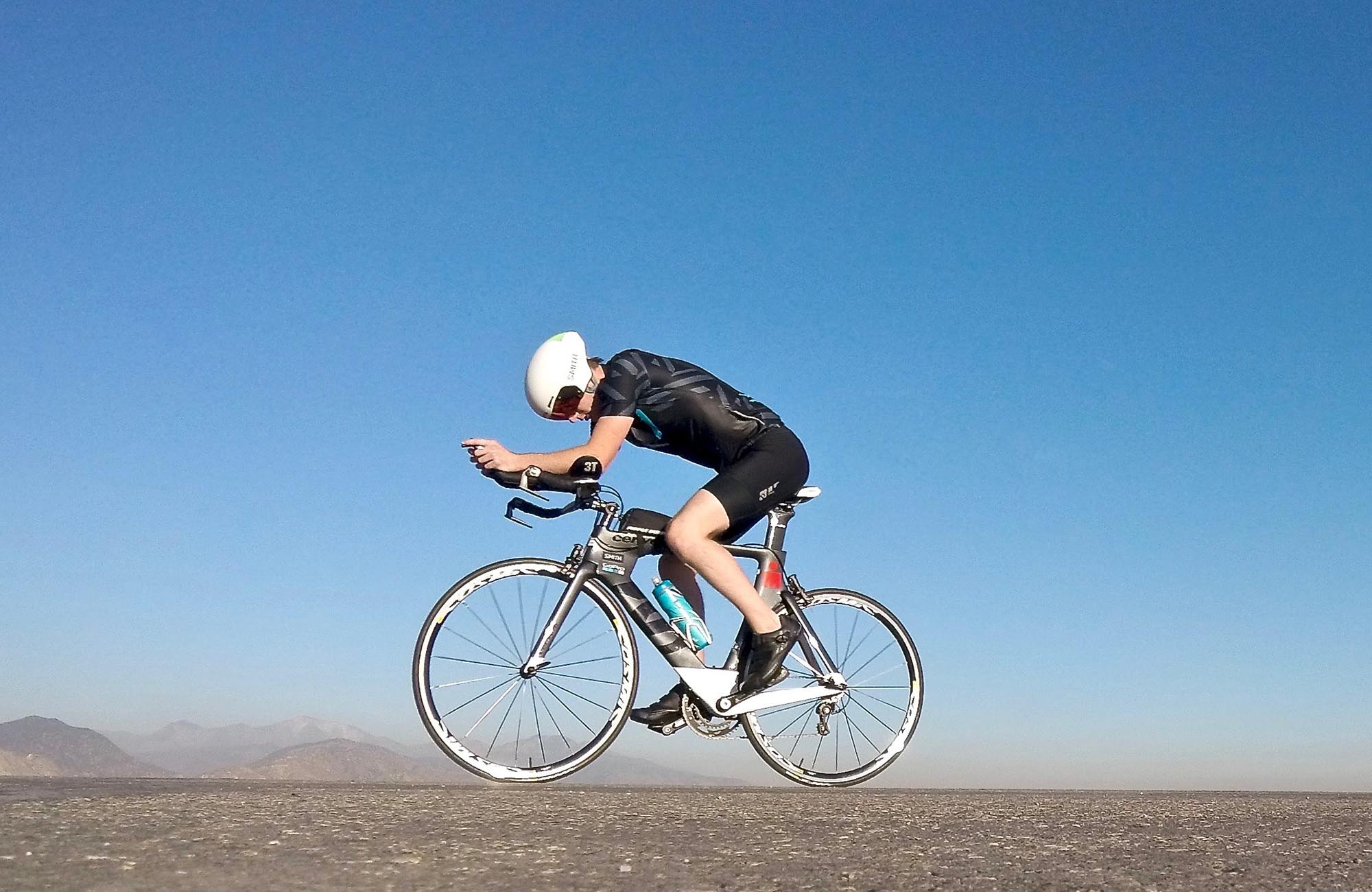 ロードバイクの正しい姿勢(フォーム)を徹底検証!4つのポイントとは!