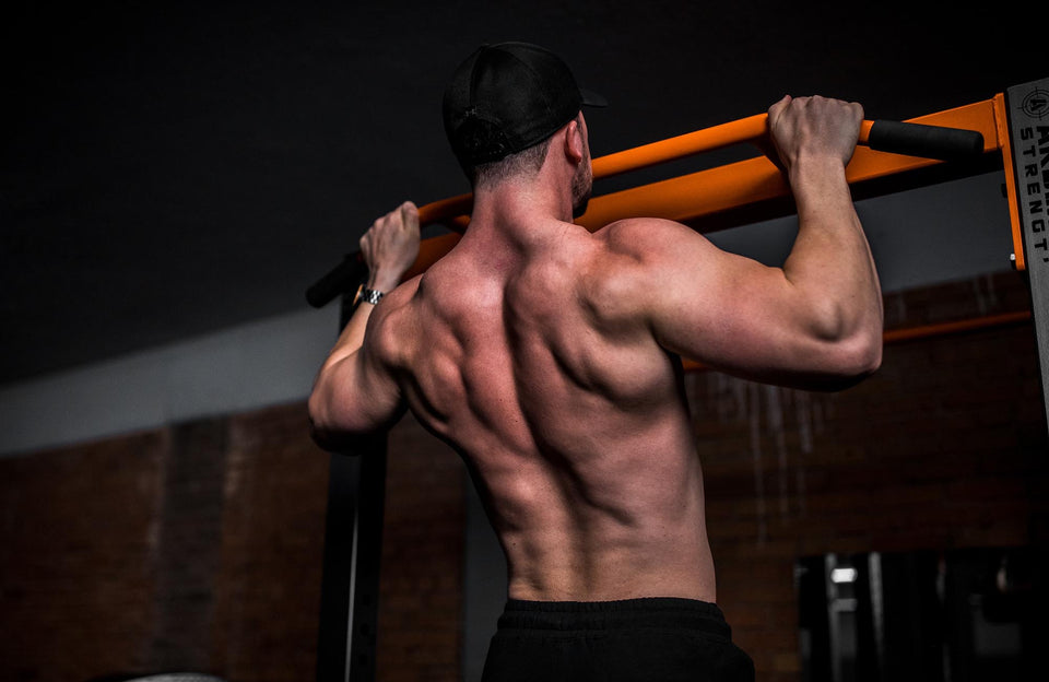 チンニング(懸垂)による4つの効果と正しいやり方を知ろう